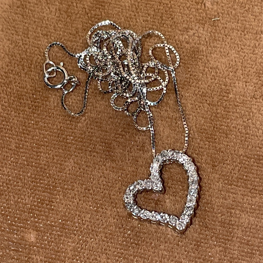 Solid 14K White Gold Natural Diamond Heart Pendant Necklace Box Chain 14KT 14 K